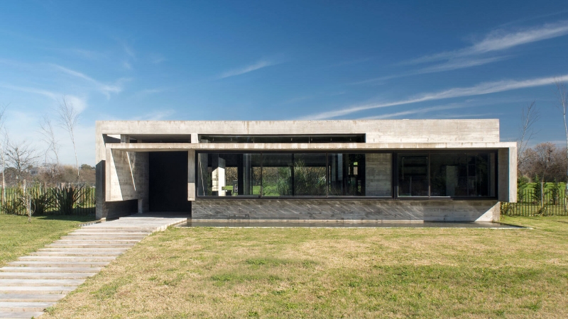 If You’re Obsessed with Concrete, You’ll Want to See This House