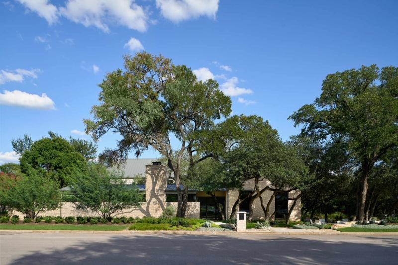 Inside A Home Where Limestone, Wood, and Steel Create Modern Warmth