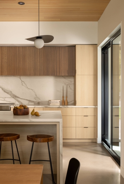 Inside A Lake Cottage Designed to Hold Both Memories and New Beginnings