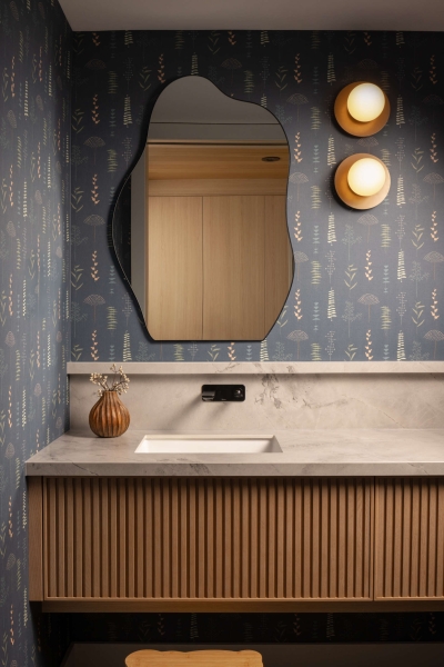 Inside A Lake Cottage Designed to Hold Both Memories and New Beginnings