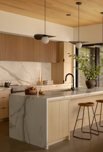 Inside A Lake Cottage Designed to Hold Both Memories and New Beginnings