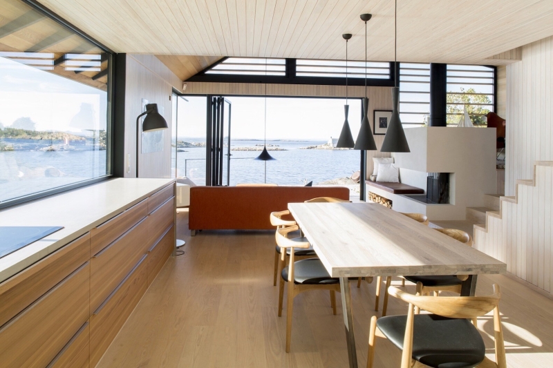 Inside a Peaceful Modern Cabin by the Water’s Edge