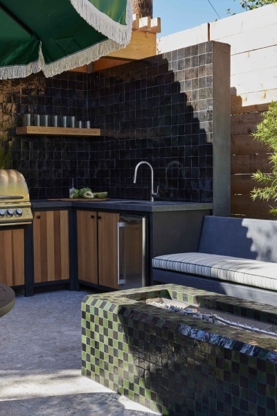 Inside a Thoughtful Family Home That Opens to an Outdoor Kitchen