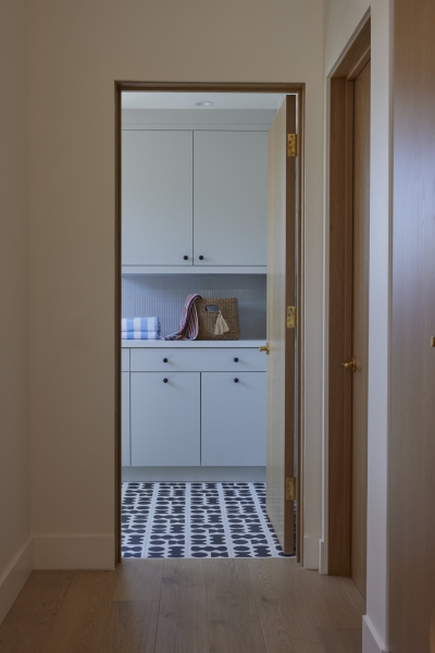 Inside a Thoughtful Family Home That Opens to an Outdoor Kitchen