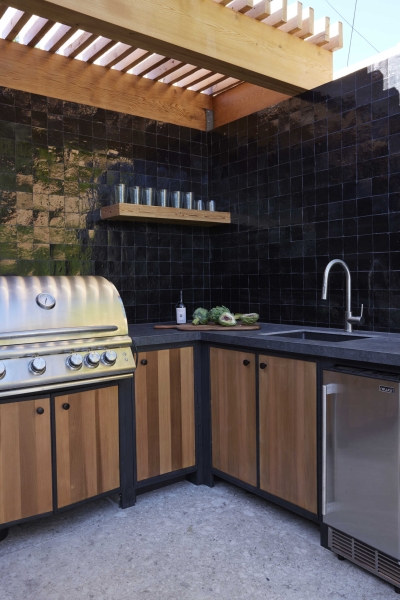 Inside a Thoughtful Family Home That Opens to an Outdoor Kitchen