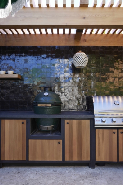 Inside a Thoughtful Family Home That Opens to an Outdoor Kitchen