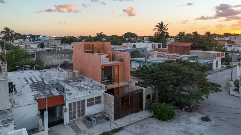 Inside the Clever Beachside Home Built on a Plot the Size of a Garage
