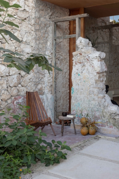 Inside the Clever Beachside Home Built on a Plot the Size of a Garage