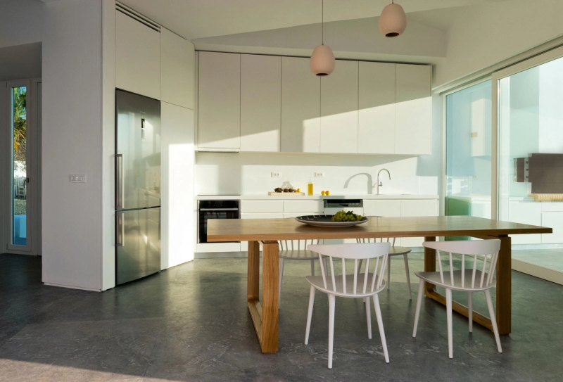 Inside the dazzling white summer home redefining island life in Santorini