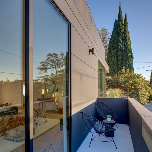 Inside The Dramatic Black House Hidden in the Hills