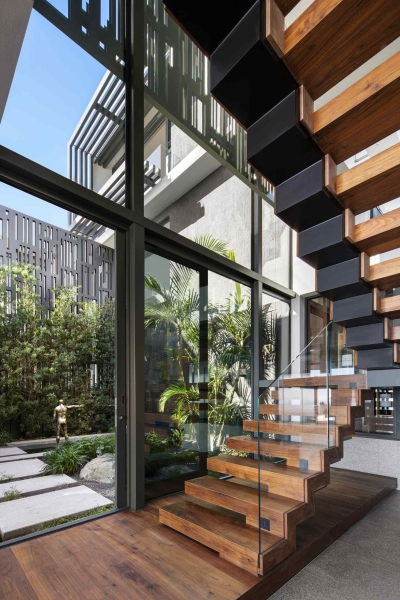 Inside the glamorous villa where art, marble, and ocean views take centre stage