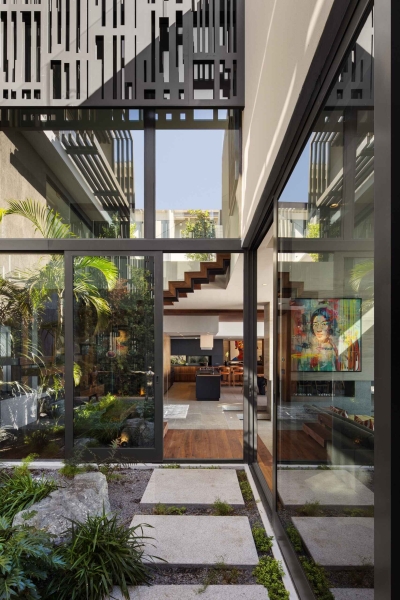 Inside the glamorous villa where art, marble, and ocean views take centre stage