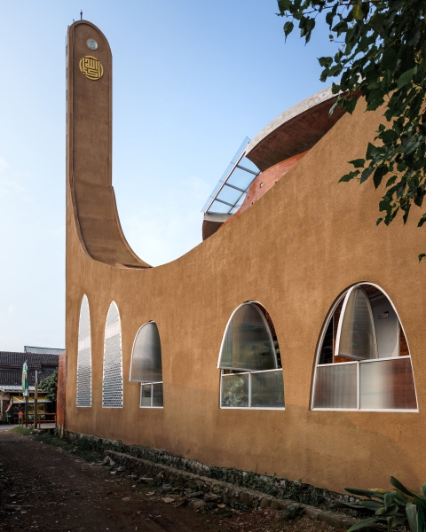 Jami At-Taqwa Mosque Cibinong | Ismail Solehudin Architecture