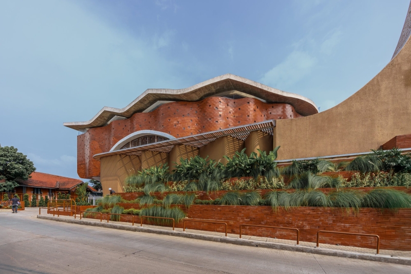 Jami At-Taqwa Mosque Cibinong | Ismail Solehudin Architecture