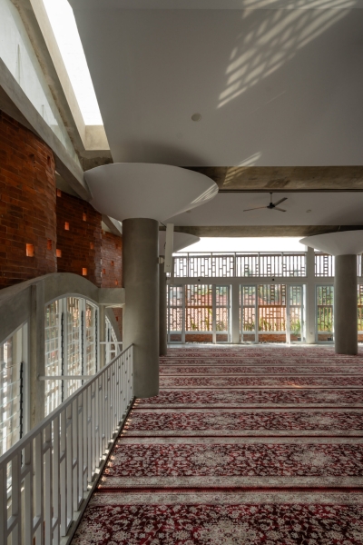 Jami At-Taqwa Mosque Cibinong | Ismail Solehudin Architecture