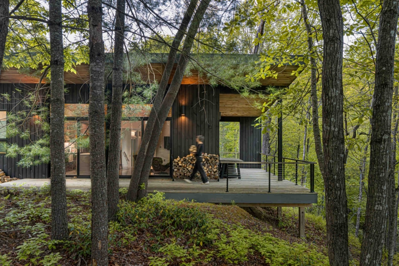 Japanese Meets Scandinavian Inside This Cozy Mountain Cabin