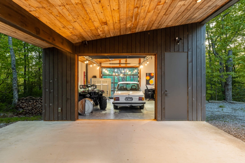 Japanese Meets Scandinavian Inside This Cozy Mountain Cabin