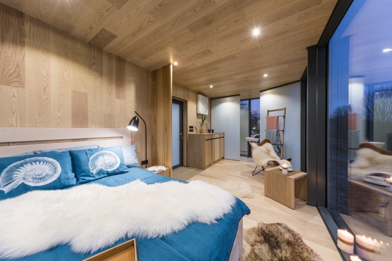 See inside a prefab modular cabin that was installed in a single day