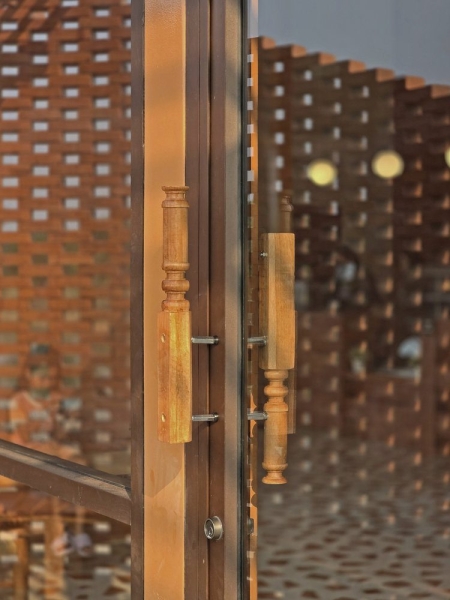 Terracotta Cafe | Studio Bewell