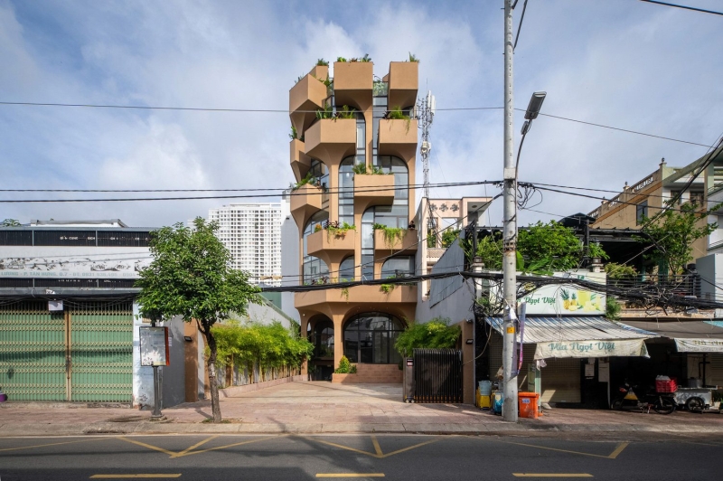 The Jungle Residence | ROOM+ Design & Build