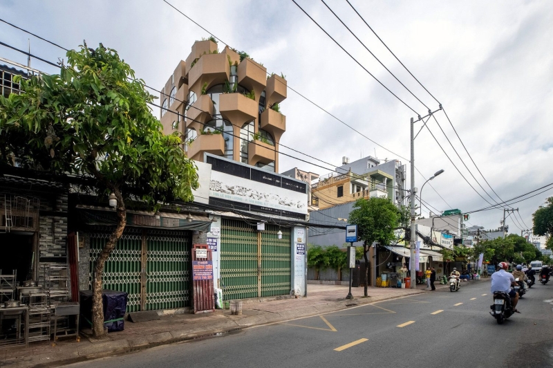 The Jungle Residence | ROOM+ Design & Build