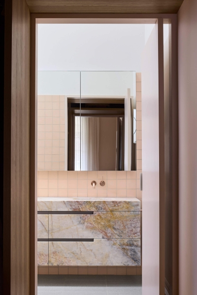 This Modern Extension Reconnects a Victorian House to the Garden