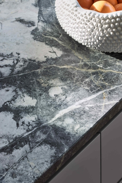 This Modern Extension Reconnects a Victorian House to the Garden