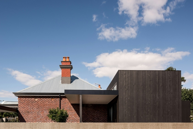 Transforming a 100-Year-Old Heritage House into a Modern Entertainer’s Dream