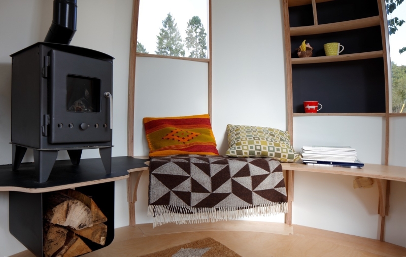 Two British Designers Created the Perfect Mini Garden Pod for Your Backyard