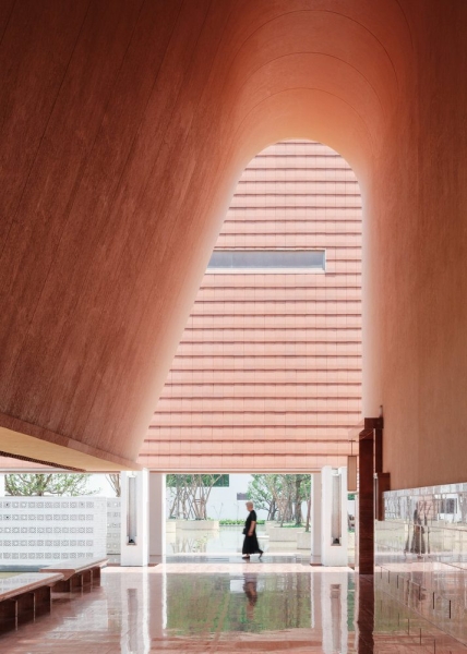 YongLi Red Tile Plaza | We&Arch