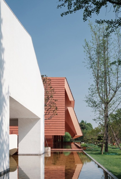 YongLi Red Tile Plaza | We&Arch