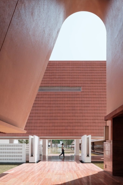 YongLi Red Tile Plaza | We&Arch