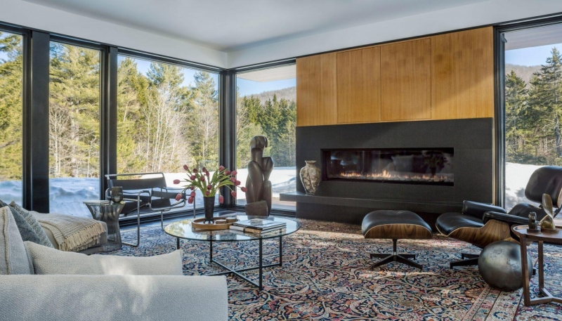 A Woodland Wonder: The Vermont Guest House That Reflects Its Surroundings