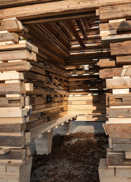 Barn Again Pavilion | THISS Studio + Tom Svilans