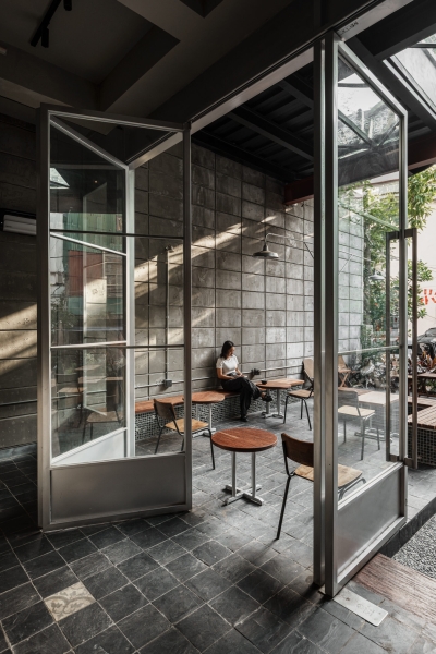 Fours Bakery Signature | Mor studio