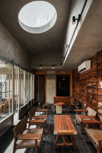 Fours Bakery Signature | Mor studio