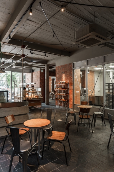 Fours Bakery Signature | Mor studio