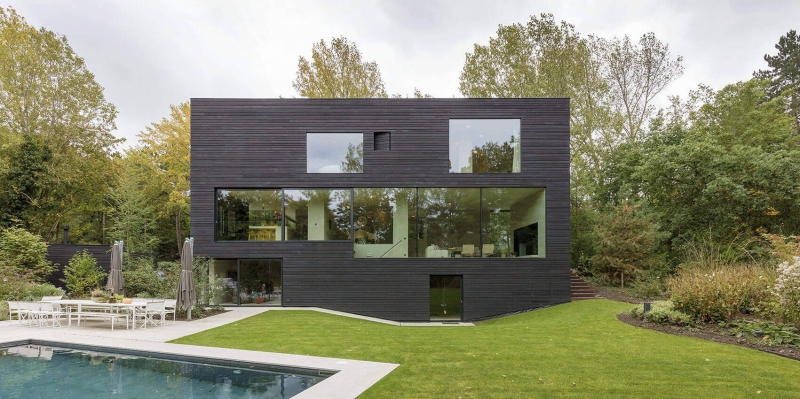 From 1960s Shell to Shou Sugi Ban Stunner: Inside Villa S