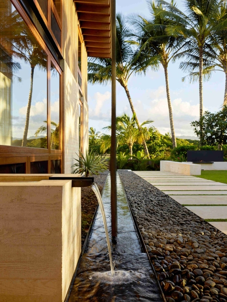 From Coral Concrete to Copper Screens: The Hawaii Beach Home That Breathes With the Ocean