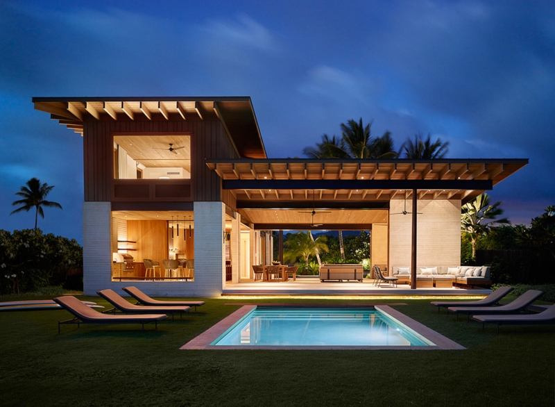 From Coral Concrete to Copper Screens: The Hawaii Beach Home That Breathes With the Ocean