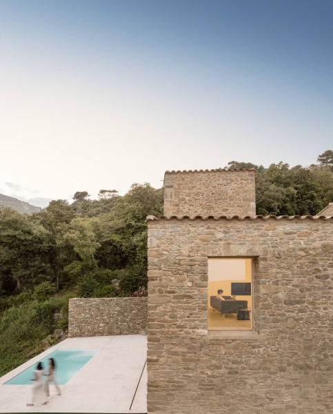From London to the Catalan Hills - How a British Couple Reclaimed an Abandoned Farmhouse Near Girona