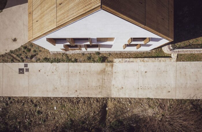 Housing in Garralda | Nazareth Gutierrez Franco + Rodrigo Nuñez Arquitectos