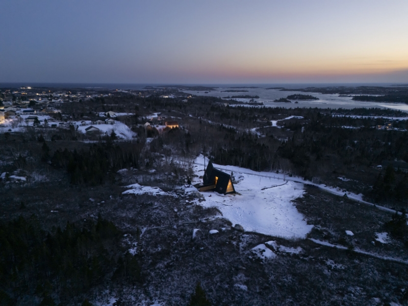 How a Two Week Design-Build Course Became a Coastal Cottage