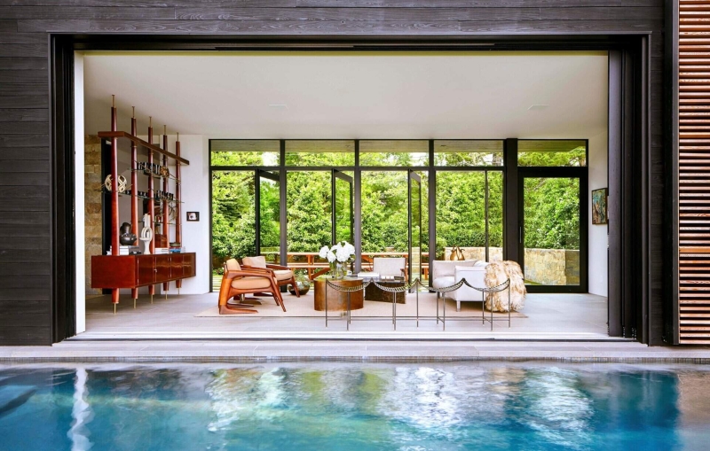 How This Family Home Was Designed Around Pool Days and Dinner Parties