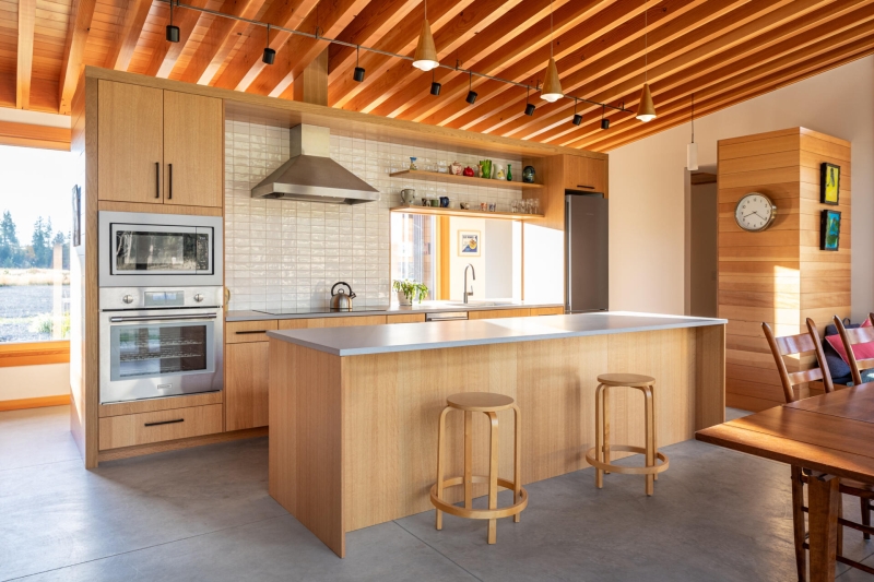 Inside a Mountain Home That Balances Style, Safety, and Nature