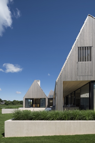 Inside the Coastal Home Designed for Peaceful Living and Big Weekends