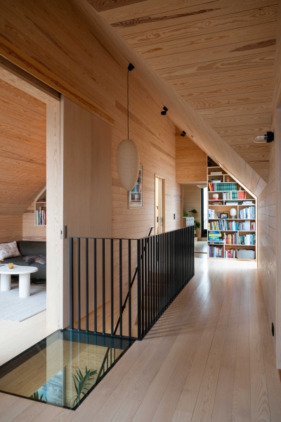 Living Among the Pines: Inside a Home That Blends Architecture and Nature