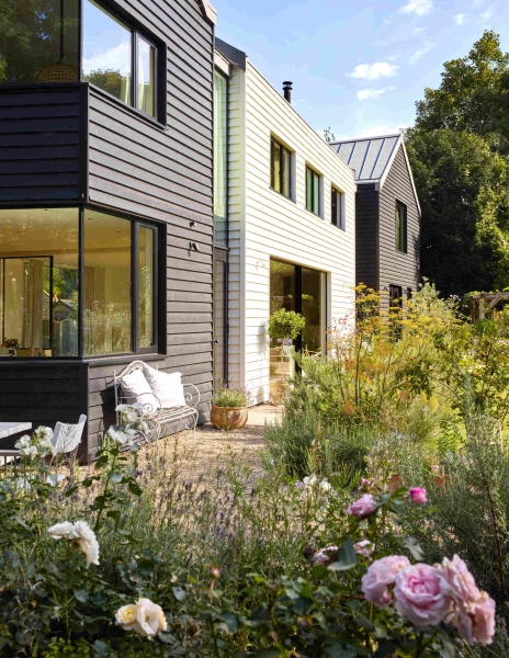 Natural Finishes Bring Warmth to this Countryside Home