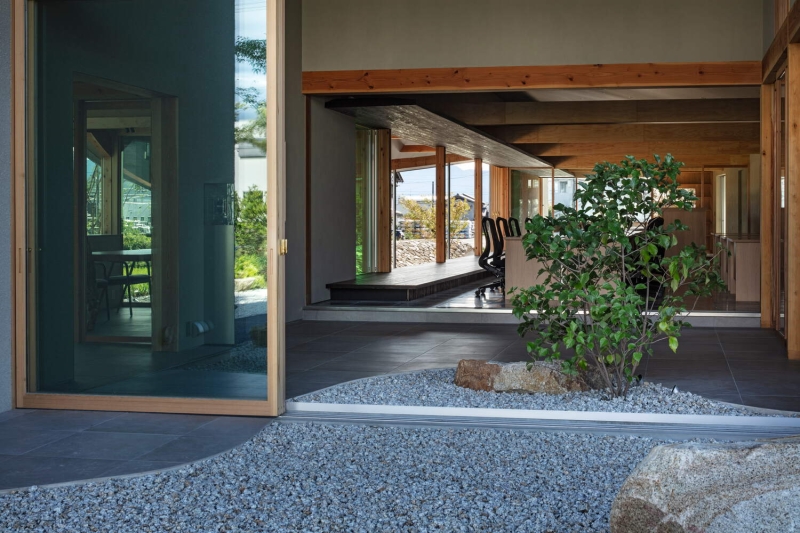 Office in Hashima | PERMANENT Co., Ltd. + Atelier Nagara Architectural Design Office