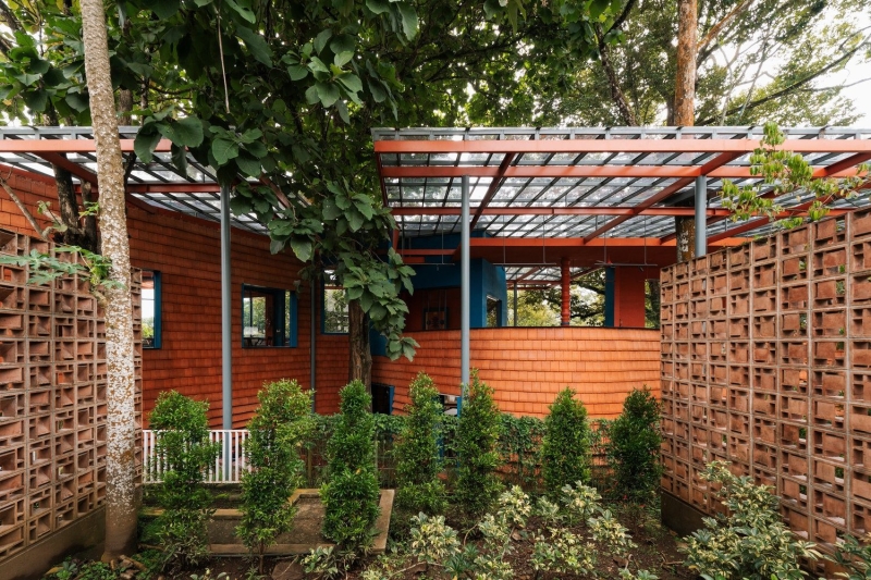 Restaurant Pavilion | Sahabat Selojene